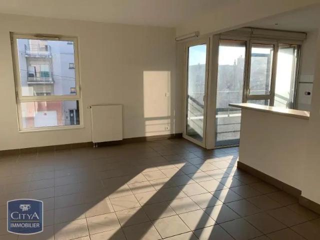 Appartement à louer 4 pièces 96.38m²