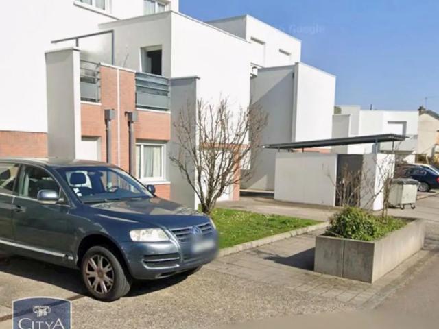 Appartement à louer 4 pièces 97m²