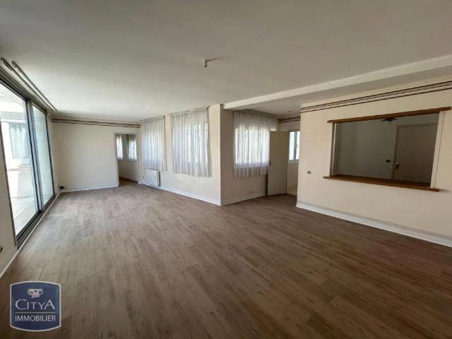 Appartement à louer 4 pièces 99.03m²