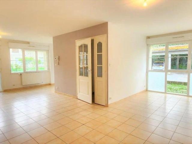 Appartement à louer 4 pièces 99.03m²