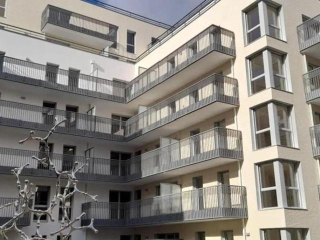 Appartement à louer 4 pièces 90.09m²