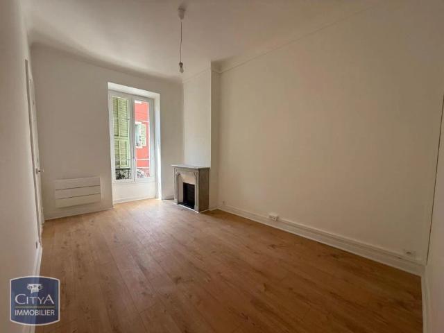 Appartement à louer 4 pièces 90.29m²
