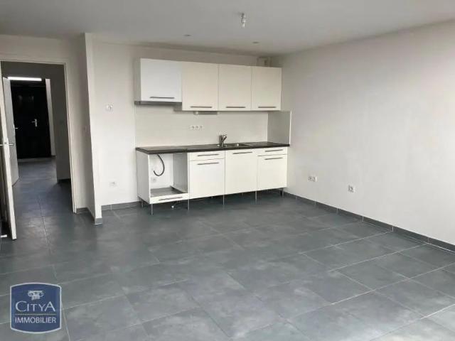 Appartement à louer 4 pièces 90.3m²