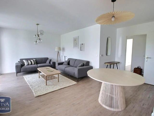 Appartement à louer 4 pièces 91m²