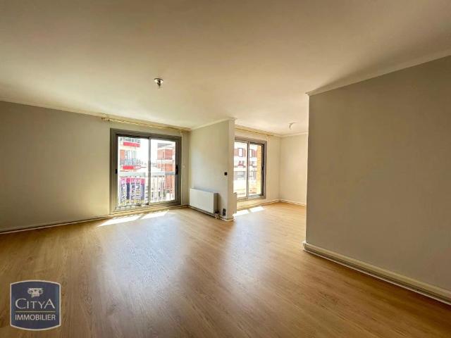 Appartement à louer 4 pièces 92.2m²