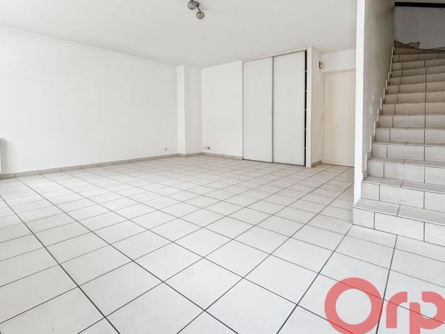 Appartement à louer 4 pièces 93,20 m
