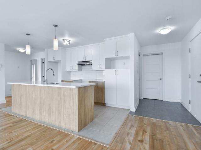 Appartement à Louer 550 Rue Notre Dame Lavaltrie, Lavaltrie 15 photos | Logis Québec