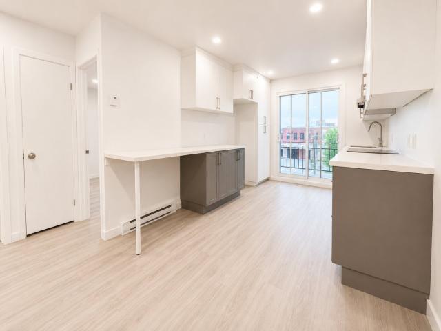 Appartement à Louer 558 Rue Piché Terrebonne J6W 4C4, Lachenaie Terrebonne 12 photos | Logis Québec