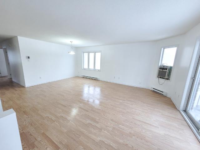 Appartement à Louer 55 chemin du Quai, Masson Angers Gatineau 12 photos | Logis Québec