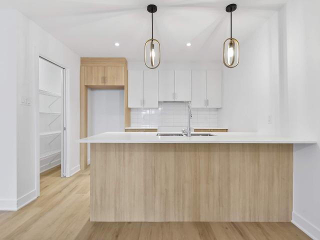 Appartement à Louer 570 Rue Notre Dame Lavaltrie, Lavaltrie 10 photos | Logis Québec