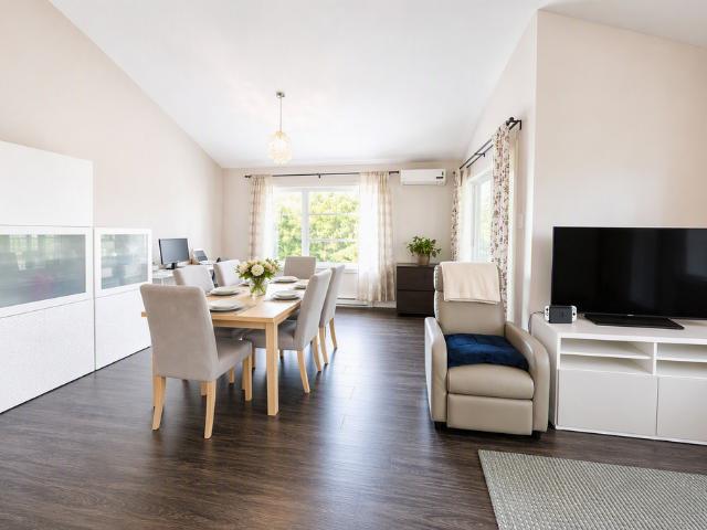 Appartement à Louer 59d avenue du Parc, Laval des Rapides Laval 13 photos | Logis Québec