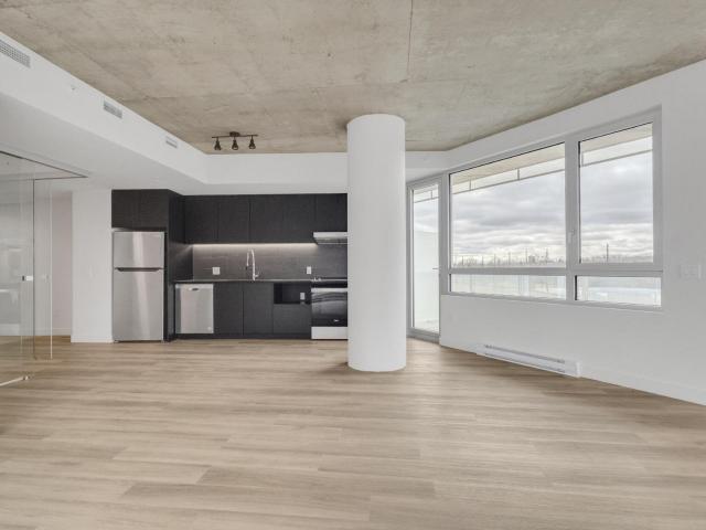 Appartement à Louer 5050 5100 Boulevard de l'Assomption, Montréal Est 29 photos | Logis Québec