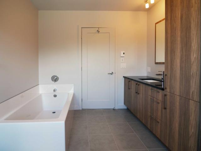 Appartement à Louer 516 Marcel Gingras, Fleurimont Sherbrooke 15 photos | Logis Québec