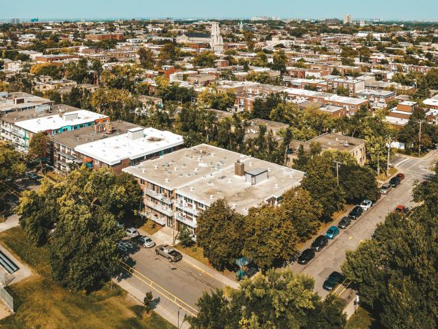 Appartement à Louer 5205 Avenue 1re, Montréal 23 photos | Logis Québec