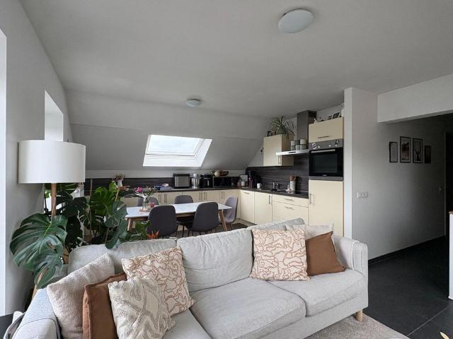 Appartement à louer 520 € 6920 LOMPREZ