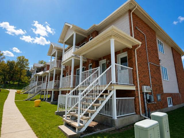 Appartement à Louer 526 montée paiement, Gatineau Gatineau 11 photos | Logis Québec