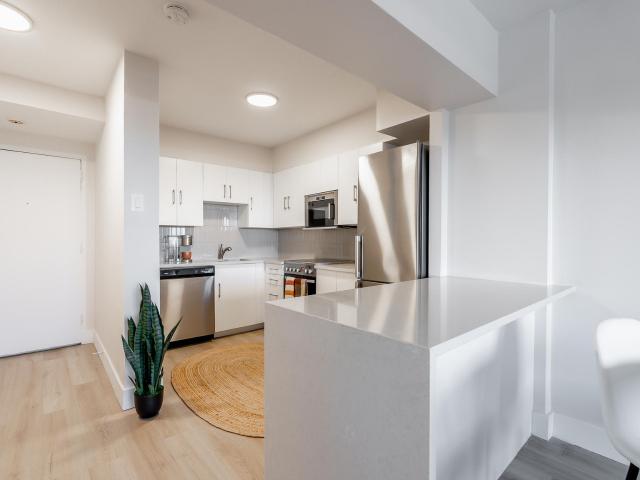 Appartement à Louer 5311 Sherbrooke Ouest, Montréal 30 photos | Logis Québec