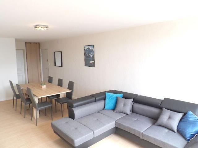 Appartement à louer 5 pièces • Cenon