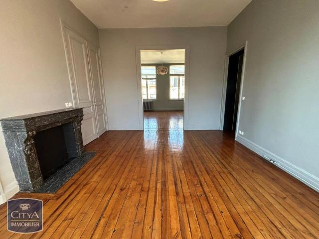 Appartement à louer 5 pièces 164.21m²