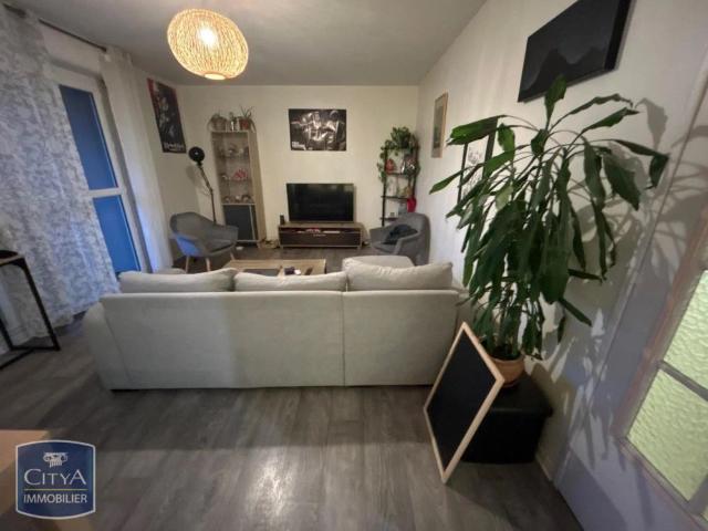 Appartement à louer 5 pièces 103.49m²