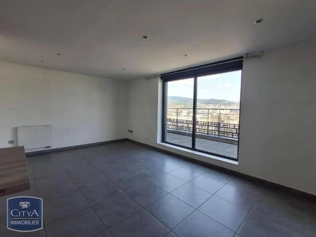 Appartement à louer 5 pièces 116.37m²