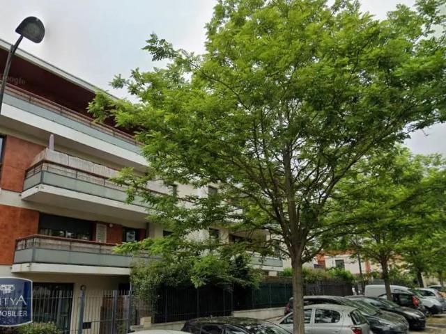 Appartement à louer 5 pièces 125.9m²