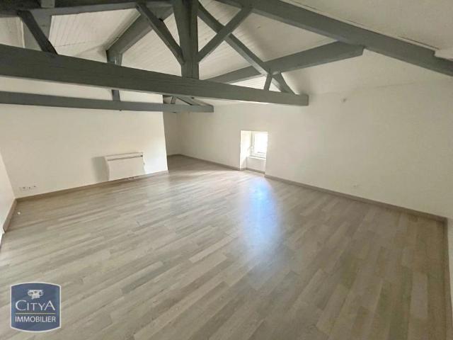 Appartement à louer 5 pièces 129.91m²