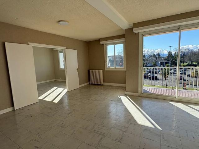 Appartement à louer 5 pièces • 133 m2 Pau