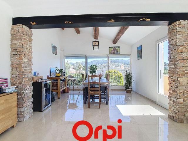 Appartement à louer 5 pièces • 131,31 m2 Ollioules