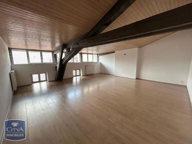 Appartement à louer 5 pièces 135.39m²