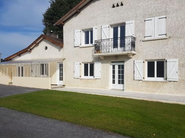 Appartement à louer 5 pièces