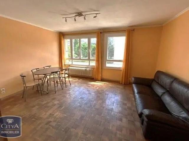 Appartement à louer 5 pièces 87.27m²