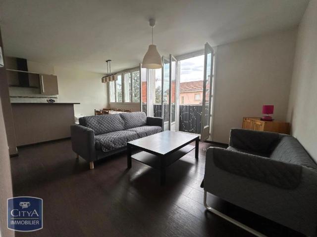 Appartement à louer 5 pièces 81.98m²