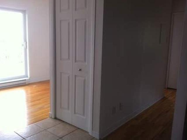 Appartement à Louer 645 Avenue de Norvège Quebec, Sainte Foy/Sillery/Cap Rouge Québec 10 photos | Logis Québec