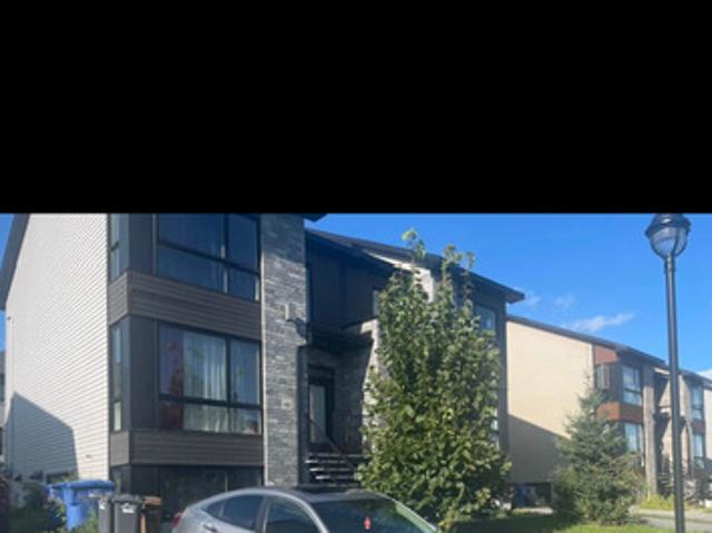 Appartement à Louer 64 RUE DU PIRÉE, Aylmer Gatineau 10 photos | Logis Québec