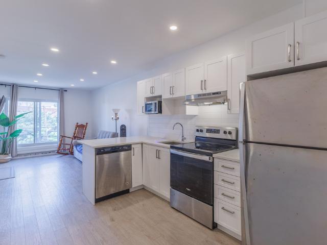 Appartement à Louer 6661 rue Cartier, Rosemont/La Petite Patrie Montréal 13 photos | Logis Québec