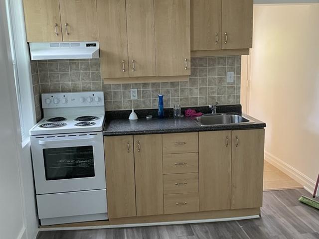 Appartement à Louer 68 2 Kennedy Nord, Fleurimont Sherbrooke 4 photos | Logis Québec