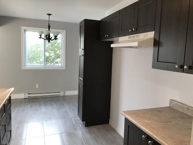 Appartement à Louer 601 Frontenac, Le Vieux Longueuil Longueuil 9 photos | Logis Québec