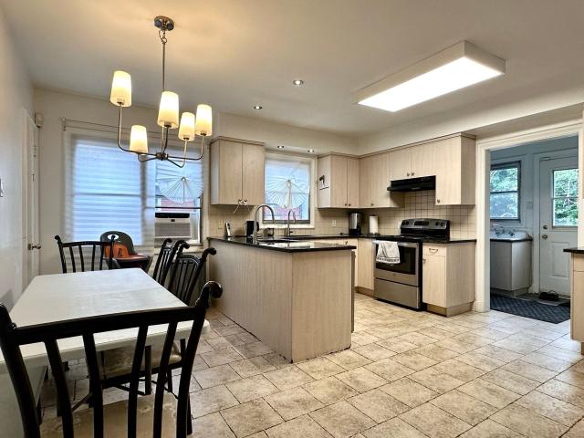 Appartement à Louer 6065,Rue Wilderton Crescent, Côte des Neiges/Notre Dame de Grâce Montréal 27 photos | Logis Québec