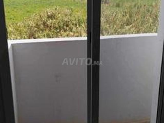 Appartement à louer 63 m² à Temara