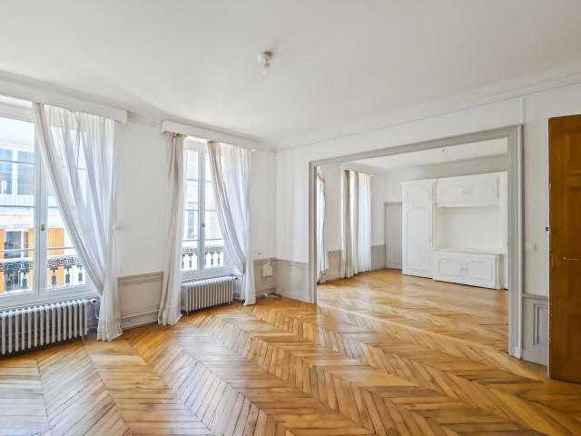 Appartement à louer 6 pièces 179,61 m