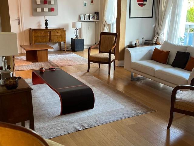 Appartement à louer 6 pièces