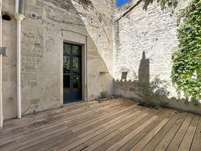 Appartement à louer 6 pièces 250,96 m