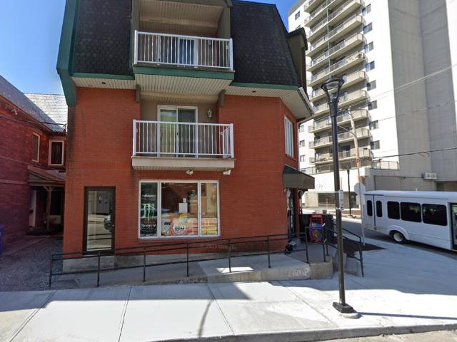 Appartement à Louer 6 Rue Victoria, Hull Gatineau 9 photos | Logis Québec
