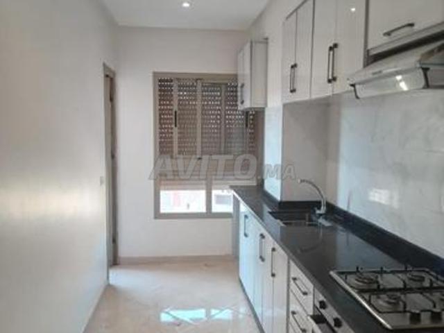 Appartement à louer 79m² à Victoria Bouskoura