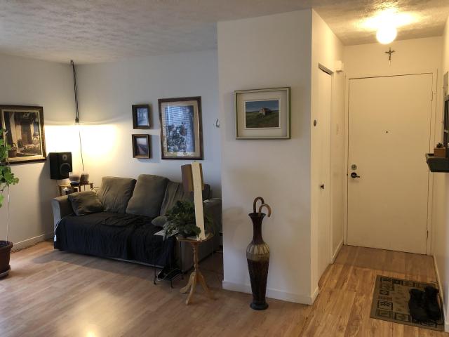 Appartement à Louer 708 13e Avenue Nord, Fleurimont Sherbrooke 8 photos | Logis Québec