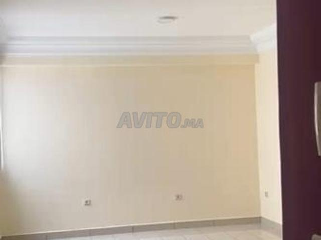 Appartement à louer 70 m² commercial El Amirat