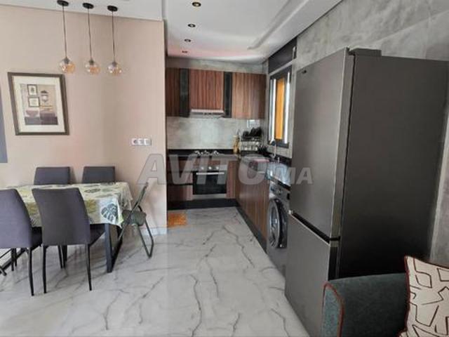 Appartement à louer 72 m² à Martil