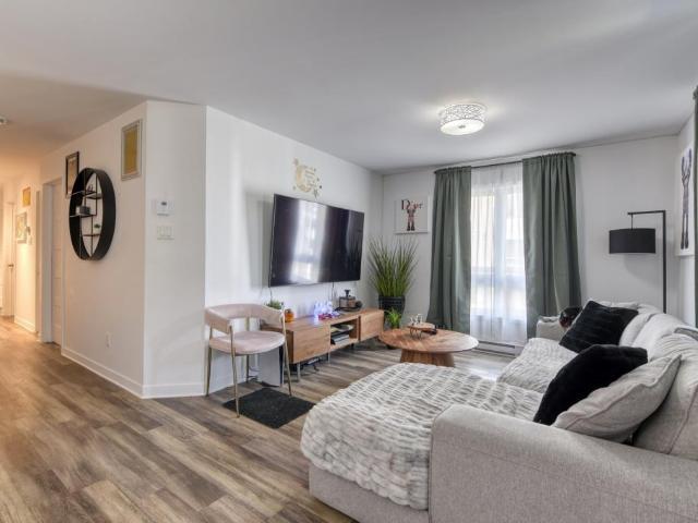Appartement à Louer 840 1 rue du Mont Laval, Sainte Dorothée Laval 8 photos | Logis Québec