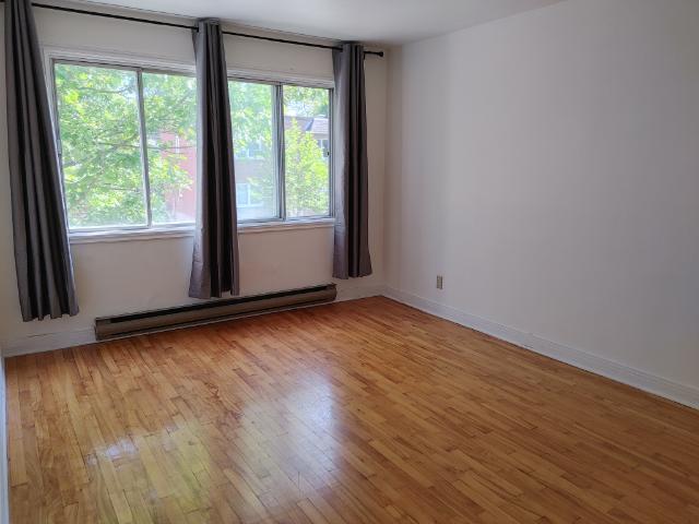 Appartement à Louer 8432 rue de Reims, Villeray/Saint Michel/Parc Extension Montréal 15 photos | Logis Québec
